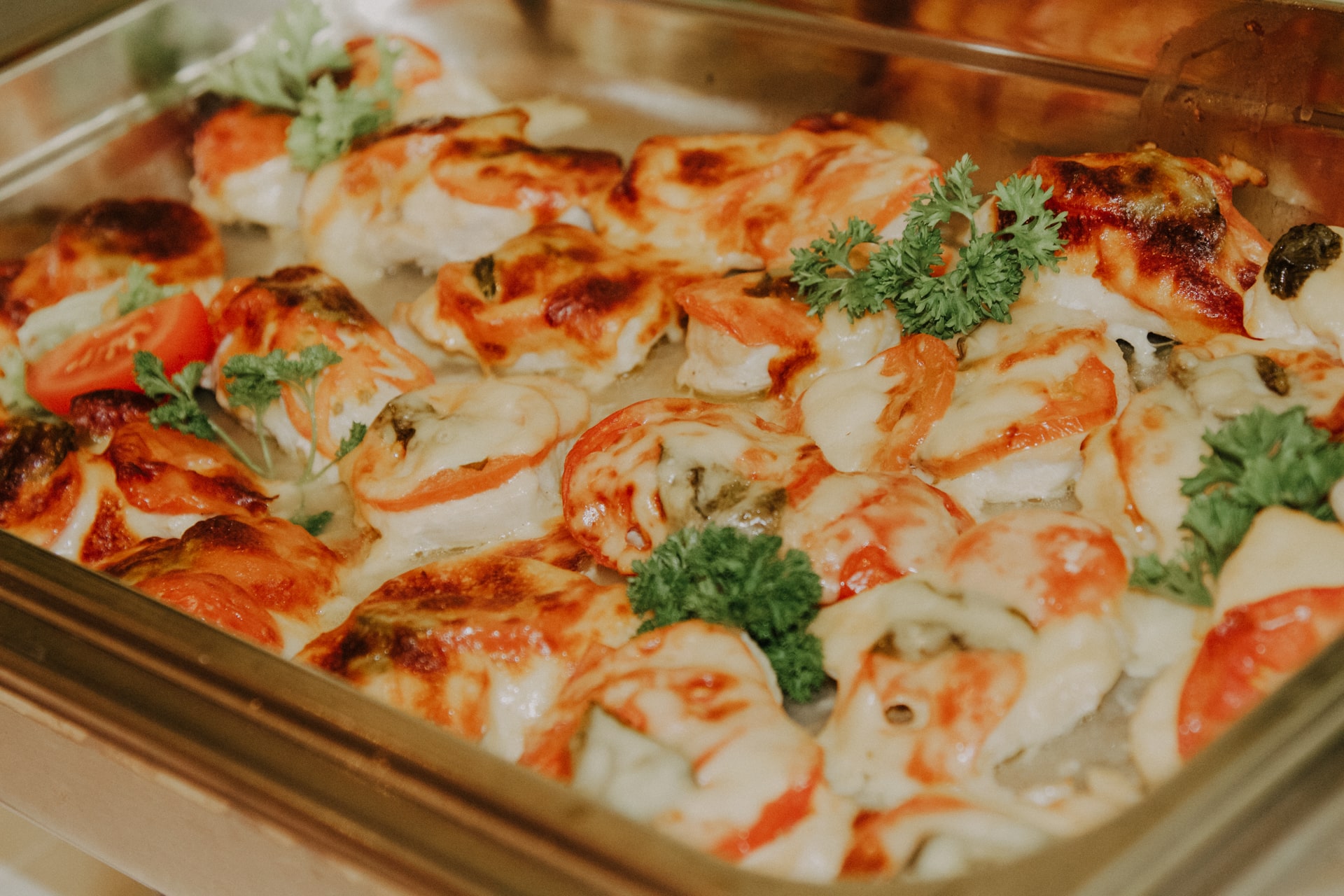 mediterran überbackenes Hühnerbrustfilet